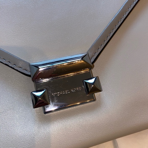 Michael Kors Grey Purse - Picture 2 of 10